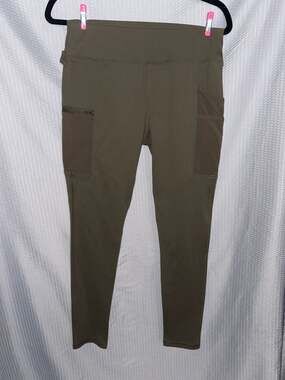 Carhartt Women's Force Fitted Lightweight Utility Legging in Army Green